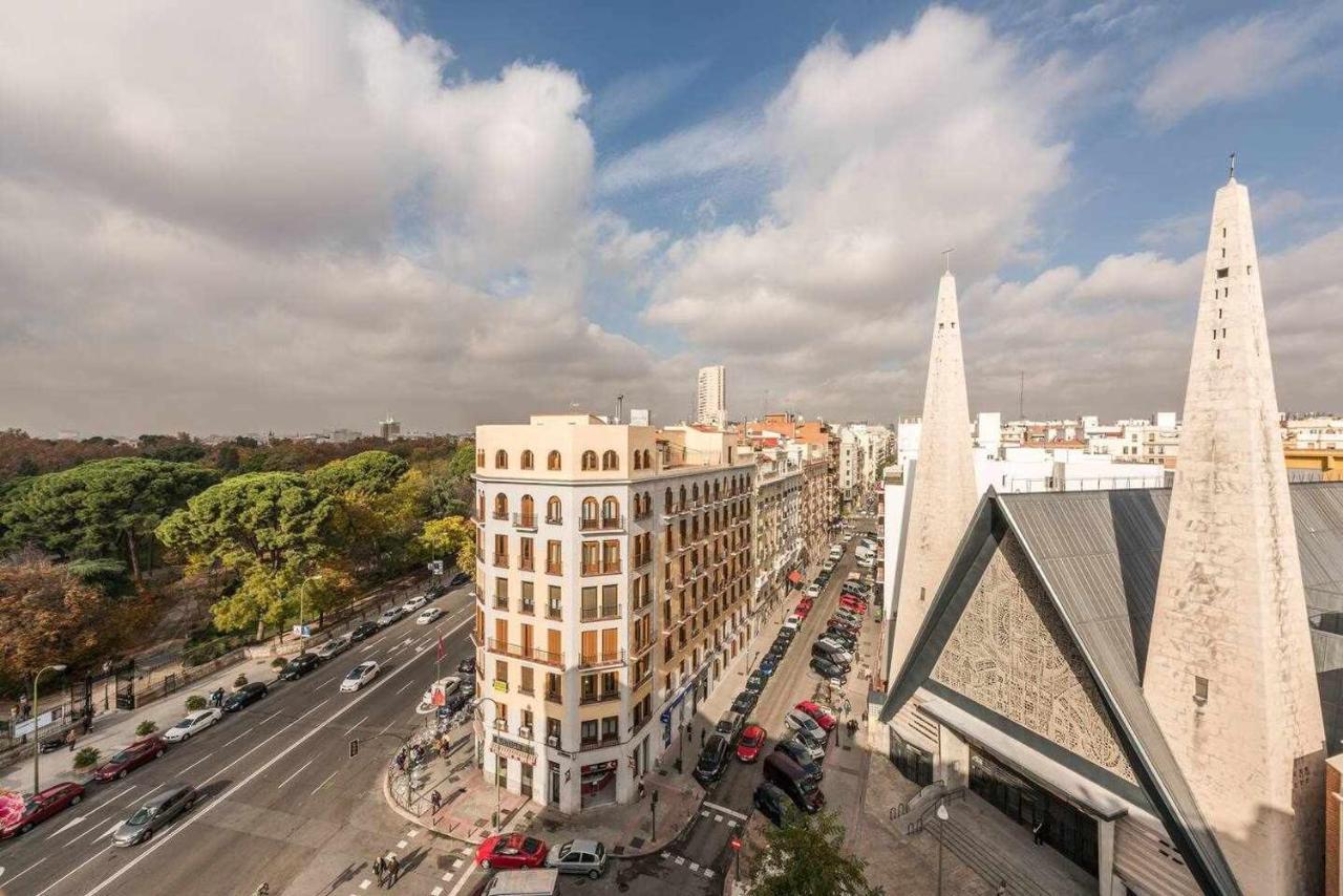 Apartmento De Lujo Retiro Barrio De Salamanca مدريد المظهر الخارجي الصورة